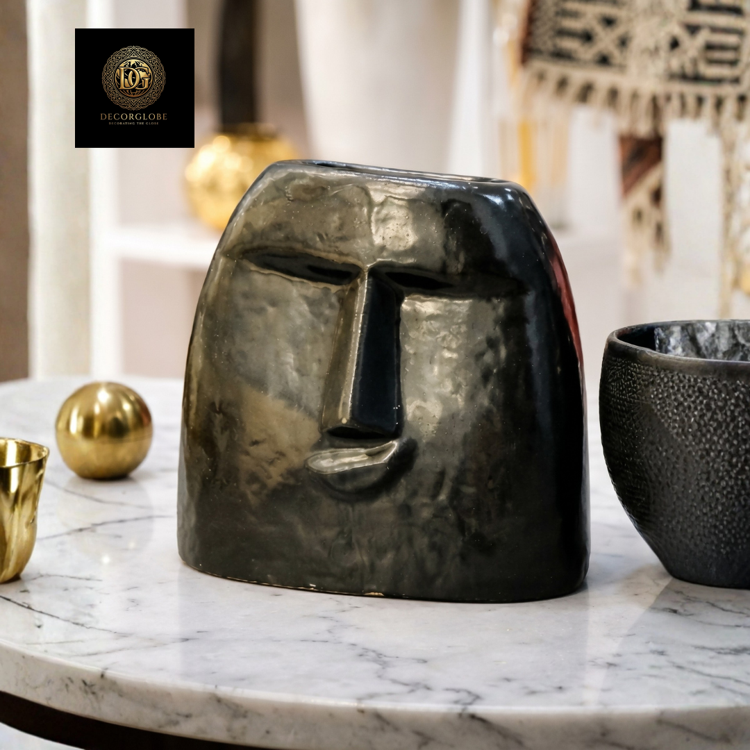 Artistic Face Sculpture Vase