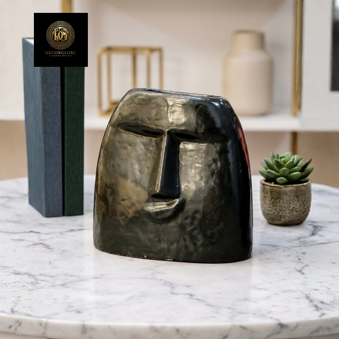 Artistic Face Sculpture Vase