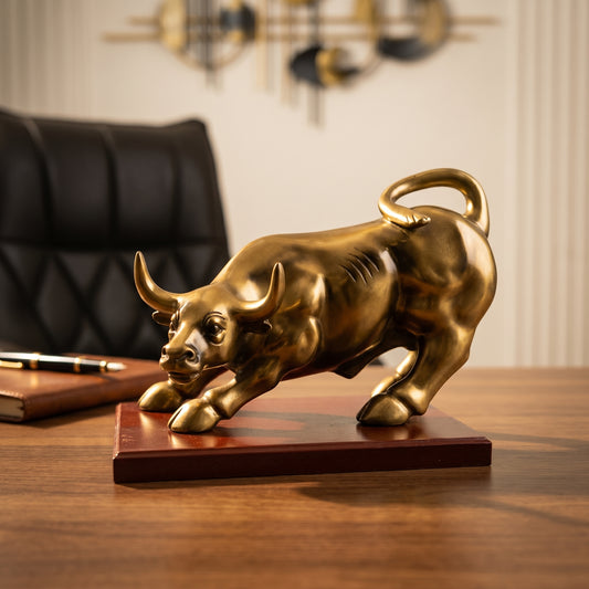 Bronze Bull Figurine (Luxury Statement Decor)
