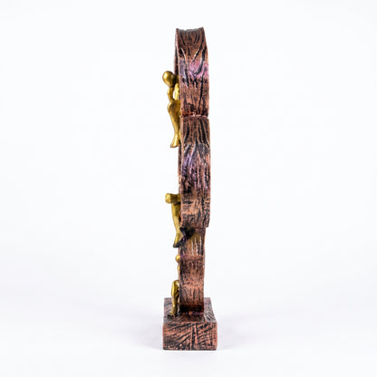 Modern Abstract Human Figurine Sculpture for Living Room – Luxury Resin Table Decor Showpiece | Contemporary Home Accent