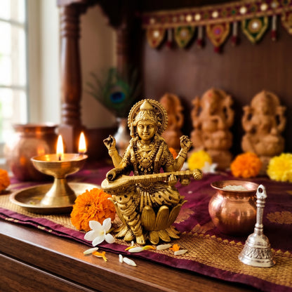 Goddess Saraswati Idol