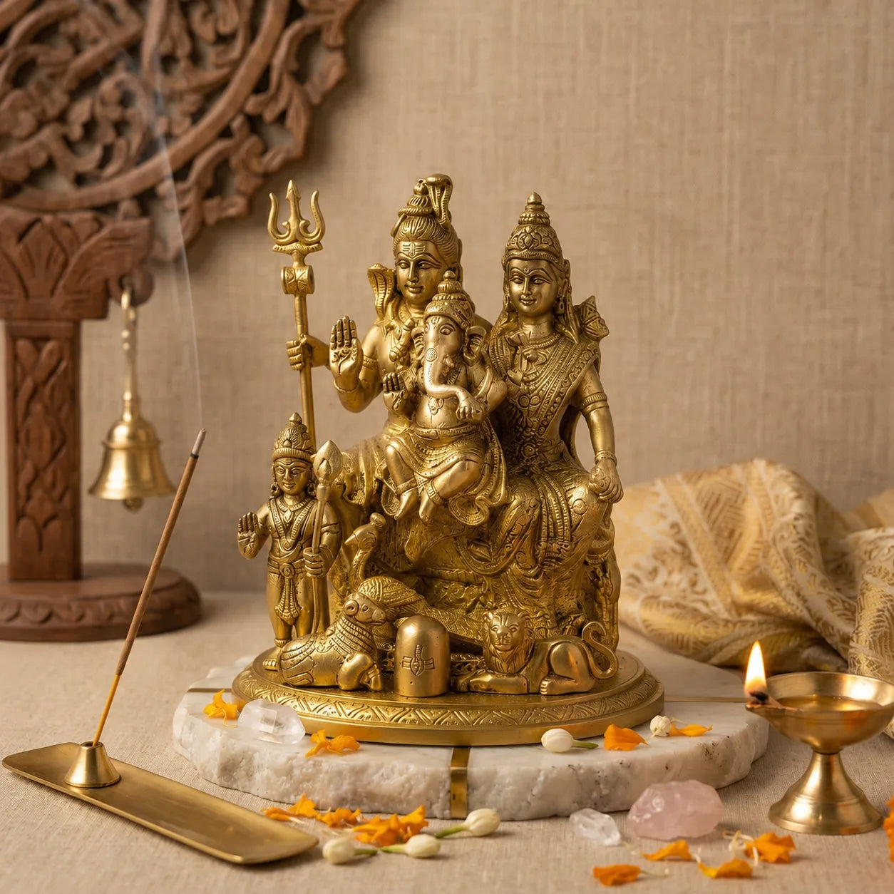 Side view of Shiv Parivaar Brass Idol Set