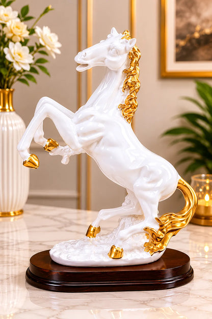 Closeup of gold detailing on mane and hooves of White Horse Showpiece